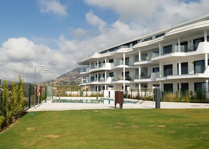 Higueron Hills